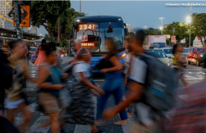 Brasil gera mais de 255 mil empregos formais em fevereiro