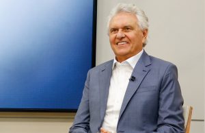 PSD anuncia Caiado como pré-candidato à Presidência da República