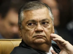 Dino acaba com a aposentadoria compulsória como punição a juízes