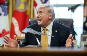 EUA suspendem ataques a usinas; Irã diz que Trump recuou após ameaças