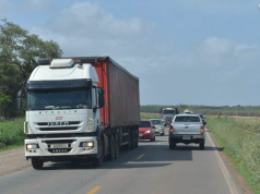 Governo do Brasil adota fiscalização eletrônica total para garantir frete a caminhoneiros