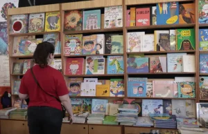 Número de consumidores de livros aumenta e chega a 18% da população