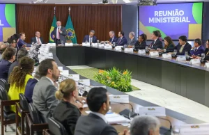 Em reunião ministerial, Lula confirma Alckmin como vice em chapa
