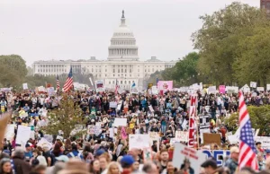 Manifestações anti-Trump reúnem milhões em diversas cidades dos EUA