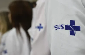 Março Azul: exames para rastrear câncer de intestino triplicam no SUS