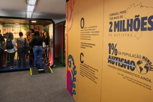 Autismo: pesquisa aponta baixo acesso a diagnóstico e terapias