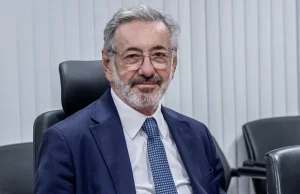 Novo ministro do Desenvolvimento apoia jornada de 40 horas