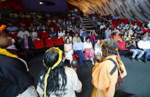 Governo de MS abre mês indígena sob reza de anciões