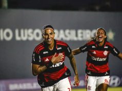 Flamengo derrota Vitória e fica perto de líderes no Brasileiro Feminino