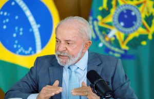 Lula envia ao Congresso projeto de lei que acaba com escala 6×1
