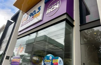 Massa FM de Dourados realiza o sonho da casa própria de um ouvinte no domingo