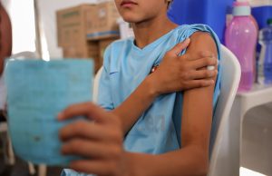 Vacinação nas escolas segue até dia 30 e meta é imunizar 27 milhões