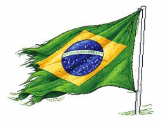 Bandeira do Brasil hasteada em trevo de Dourados está rasgada