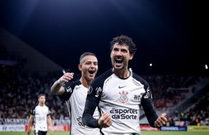 Corinthians derrota Santa Fe e segue 100% na Copa Libertadores