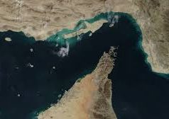 Irã libera transporte de bens humanitários pelo Estreito de Ormuz