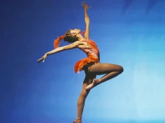 Bailarina brasileira Bethania Nascimento é homenageada em Nova York