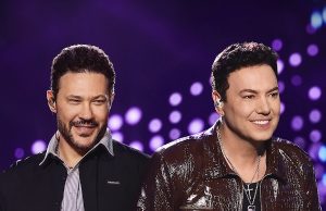 Exponavi terá palestras, rodeio, leilão do Lions e show de João Bosco & Vinícius