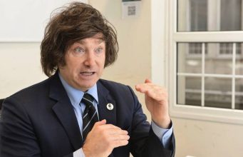 Milei proíbe acesso de jornalistas à Casa Rosada: “ataque à imprensa”