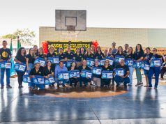 Naviraí festeja 20 anos de escola municipal com entrega de kits a professores
