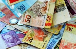 Governo propõe salário mínimo de R$ 1.717 em 2027