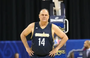 Jogador de basquete Oscar Schmidt morre aos 68 anos em São Paulo