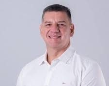 Após confusão, Roger Reggiori é eleito presidente do Conselho Estadual de Pastores