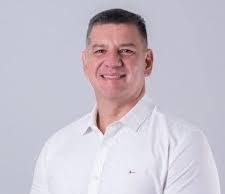 Após confusão, Roger Reggiori é eleito presidente do Conselho Estadual de Pastores