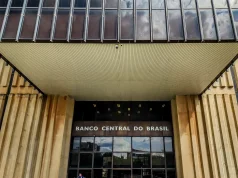 Mercado eleva previsão da inflação para 5,04% este ano