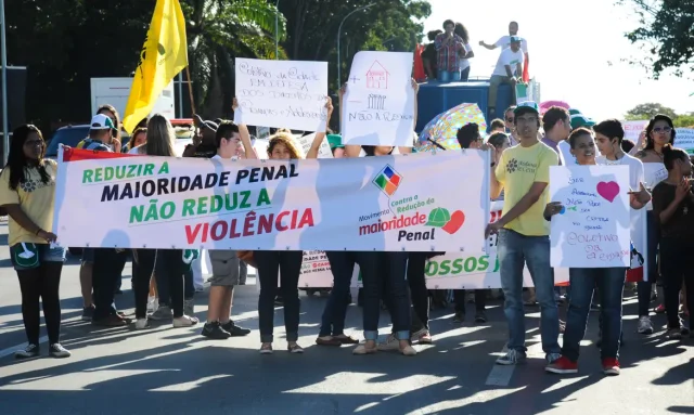 961330-maioridade penal-6831
