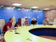 Carlo Ancelotti e auxiliares participam de reunião da FIFA sobre arbitragem para Copa do Mundo