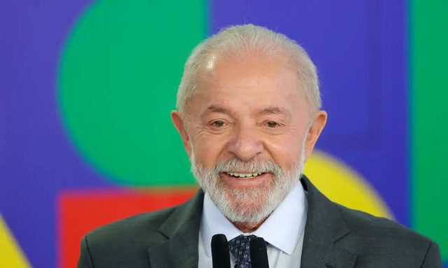 Lula 2205