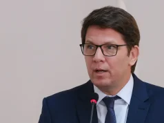 Mário Frias viajou para o exterior sem autorização da Câmara