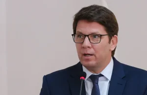 Mário Frias viajou para o exterior sem autorização da Câmara