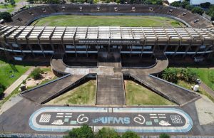 FFMS inicia revitalização do gramado do Morenão e projeta retorno do estádio em 2027