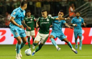 Palmeiras e Flamengo vacilam na rodada, mas adversários não aproveitam