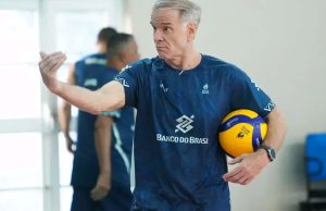 Bernardinho anuncia os inscritos do Brasil na Liga das Nações de Vôlei