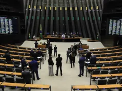 Minirreforma eleitoral reduz controle de gastos partidários; entenda