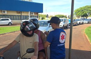 Só 405 pessoas foram ao drive-thru tomar vacina contra Chikungunya no feriado, em Dourados