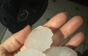 Tempestade com ´bolas de gelo´ assusta moradores de Deodápolis