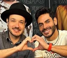Cantor de dupla sertaneja sofre acidente em Goiás