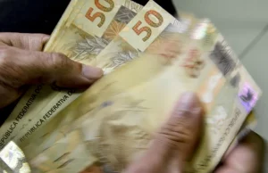 Caixa começa a pagar Bolsa Família de maio