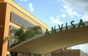 Anvisa suspende lote de medicamentos para hipertensão e câncer de mama