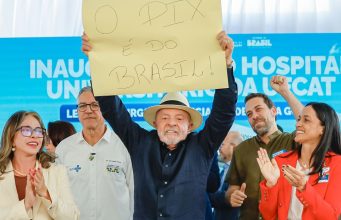 Lula defende Pix e diz que sistema brasileiro assusta norte-americanos