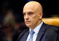 Fachin autoriza AGU a defender Moraes em processo nos EUA