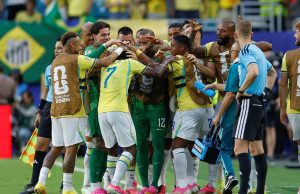 Em noite de Vini Jr e volta de Neymar, Brasil vence Escócia e avança na liderança