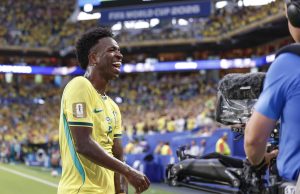 Com dois gols contra Escócia, Vini Jr. assume artilharia da Seleção na era Ancelotti