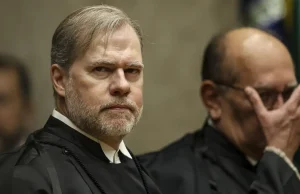 Toffoli toma posse no TSE e diz que Justiça não decide eleição