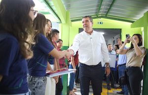 Riedel anuncia concurso com 2 mil vagas de professor em todos municípios de MS