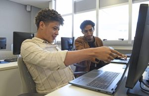 MS prepara jovens para liderar a economia digital