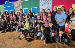 Alunos da educação especial participam de concurso de dança de quadrilhas